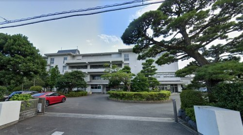 【中学校】焼津市立大富中学校まで906ｍ