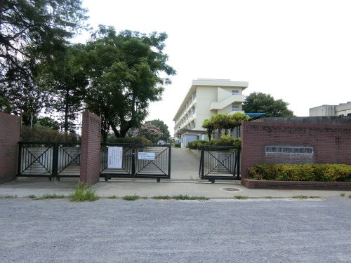 【小学校】鶴ヶ島市立藤小学校まで720ｍ