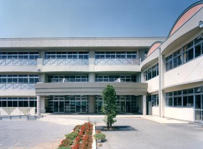 【小学校】鴻巣中央小学校まで871ｍ