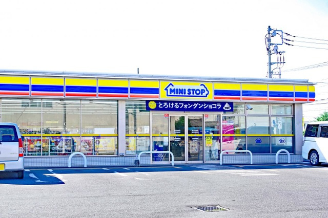 【コンビニエンスストア】ミニストップ館林近藤町店まで217ｍ