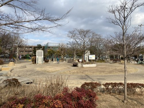 【公園】世田谷区立小泉公園まで408ｍ