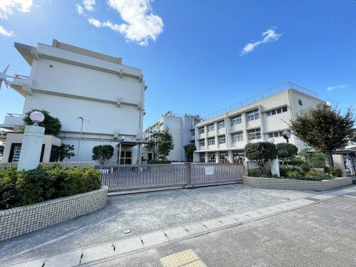 【小学校】西宮市立高木小学校まで587ｍ