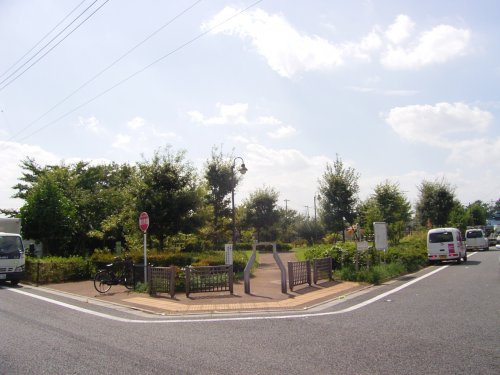 【公園】久保新田さくら公園まで402ｍ
