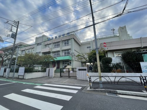 【小学校】葛飾区立半田小学校まで155ｍ