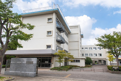 【高校】東京都立葛飾総合高等学校まで1328ｍ