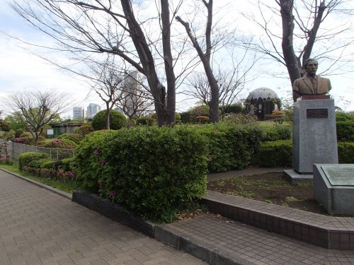【公園】野毛山公園まで1055ｍ