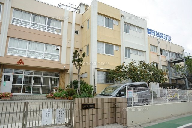【小学校】江戸川区立一之江小学校まで880ｍ