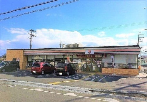 【コンビニエンスストア】セブンイレブン　堺辻之店まで694ｍ
