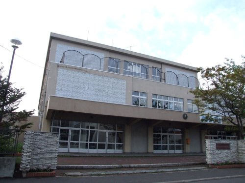 【中学校】札幌市立北陽中学校まで450ｍ