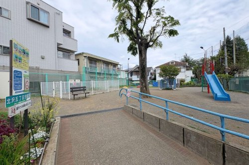 【公園】北沢5丁目公園まで68ｍ