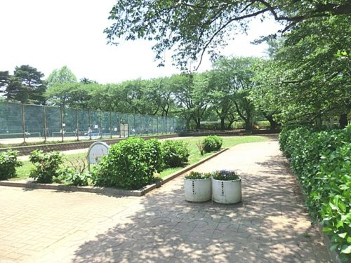 【公園】清瀬中央公園まで910ｍ