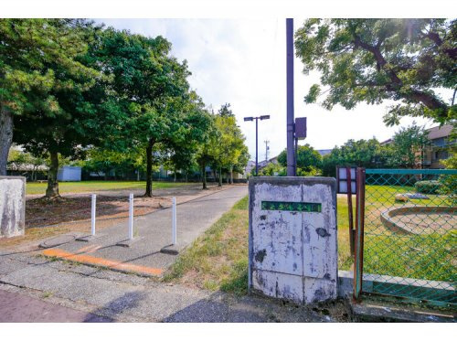 【公園】若草児童公園まで498ｍ