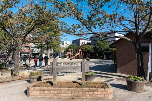 【公園】南篠崎さくら公園まで472ｍ