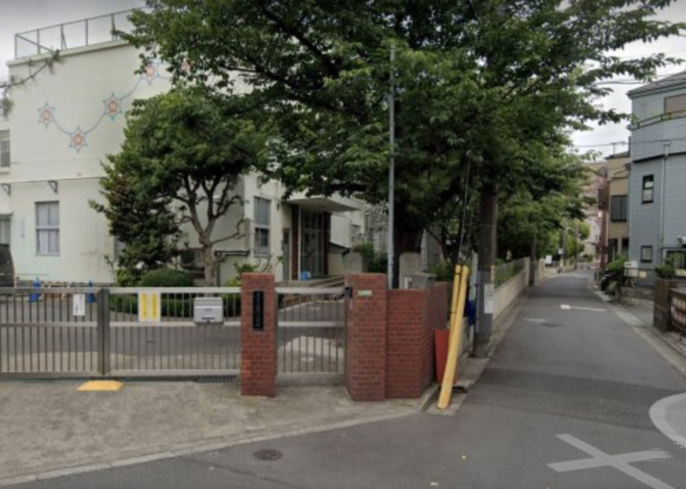 【小学校】長門小学校まで1303ｍ