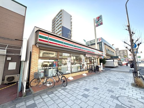 【コンビニエンスストア】セブンイレブン　尼崎昭和通7丁目店まで133ｍ