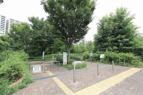 【公園】西東京いこいの森公園まで160ｍ