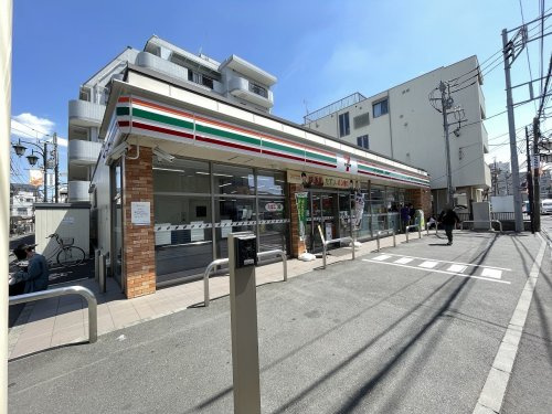 【コンビニエンスストア】セブンイレブン　大宮平和通り店まで381ｍ