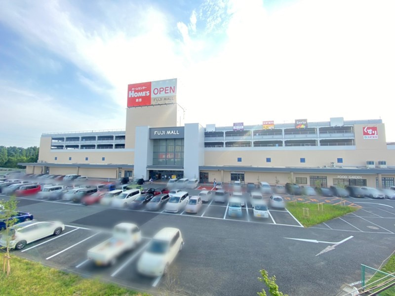 【ショッピングセンター】FUJI　MALL吹上まで2590ｍ
