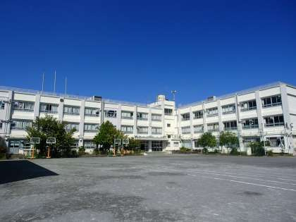 【小学校】江戸川区立本一色小学校まで646ｍ