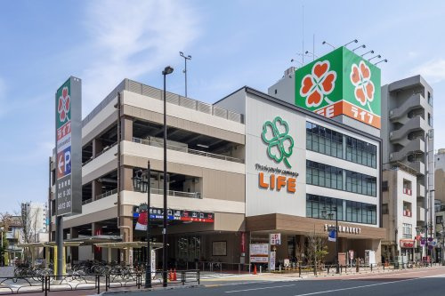 【スーパー】ライフ　東日暮里店まで285ｍ
