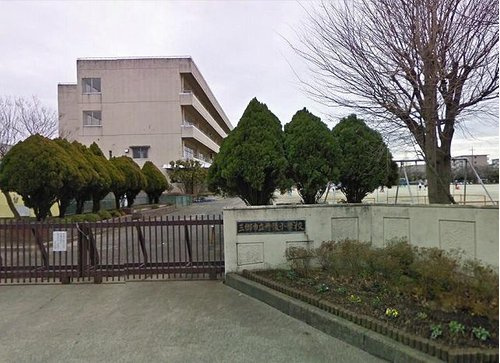 【小学校】三郷市立丹後小学校まで303ｍ