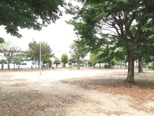 【公園】朝倉二丁目児童公園まで680ｍ
