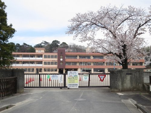 【小学校】足利市立山辺小学校まで1570ｍ