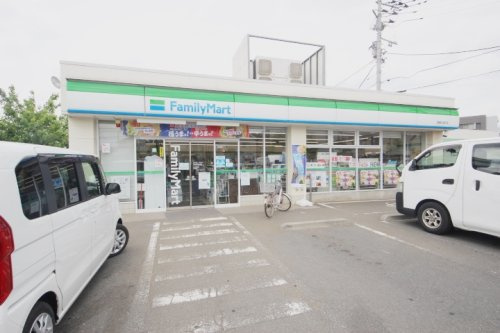 【コンビニエンスストア】ファミリーマート清瀬中清戸店まで1107ｍ