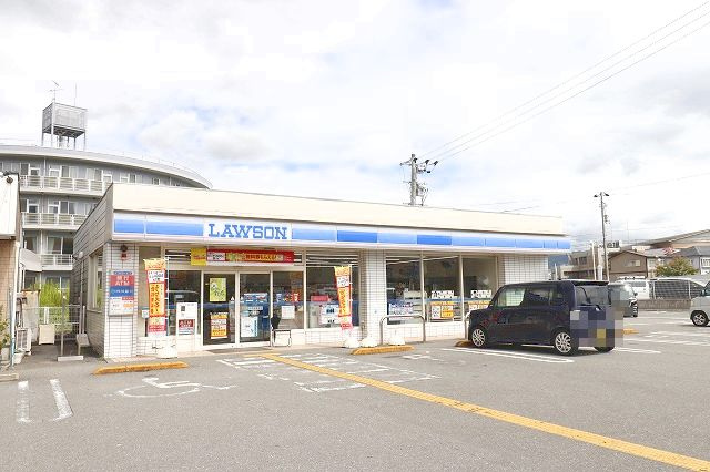 【コンビニエンスストア】ローソン　高知船岡店まで453ｍ