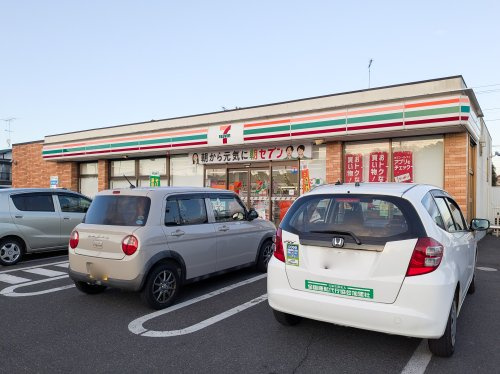【コンビニエンスストア】セブン‐イレブン　宇都宮鶴田中央店まで1343ｍ