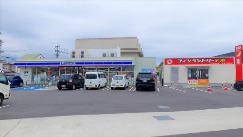 【コンビニエンスストア】ローソン　和歌山園部店まで427ｍ