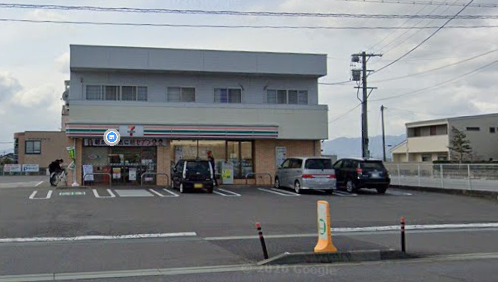 【コンビニエンスストア】セブンイレブン　鈴鹿平野町店まで547ｍ