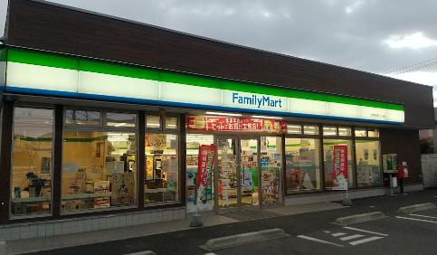 【コンビニエンスストア】ファミリーマート水戸末広町二丁目店まで838ｍ