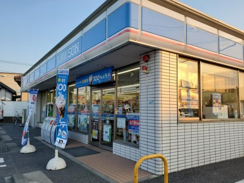 【コンビニエンスストア】ローソン　草加柳島町店まで611ｍ