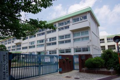 【小学校】川西市立　久代小学校まで604ｍ