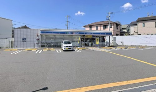 【コンビニエンスストア】ローソン　堺鳳北町八丁店まで468ｍ