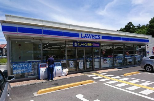 【コンビニエンスストア】ローソン　石部中学校前店まで442ｍ