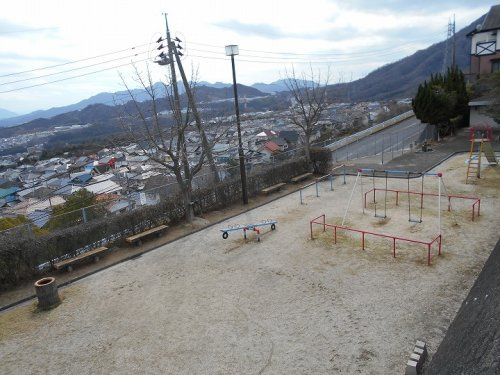 【公園】宮園上第三公園まで462ｍ