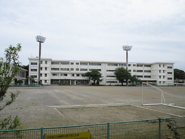 【中学校】茅ヶ崎市立中島中学校まで1115ｍ