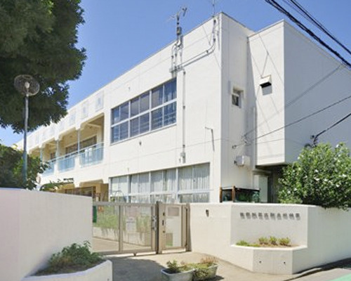 【幼稚園】世田谷区立　桜丘幼稚園まで1196ｍ