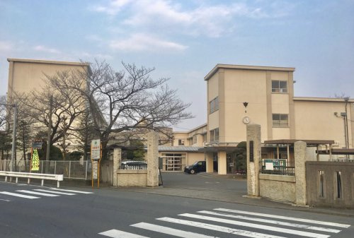 【中学校】川越市立東中学校まで2004ｍ