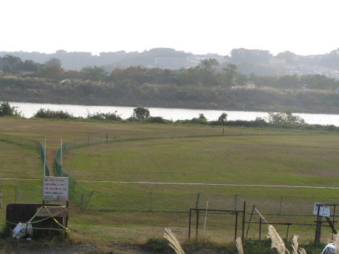 【公園】昭和橋スポーツ広場まで2401ｍ