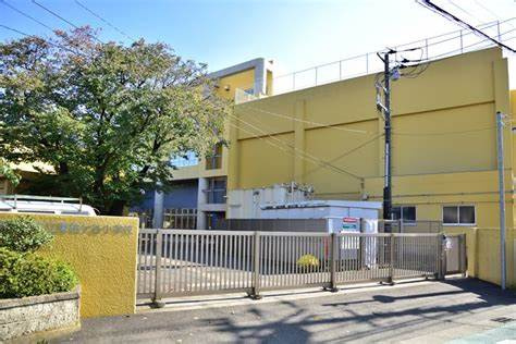 【小学校】海老名市立東柏ケ谷小学校まで235ｍ