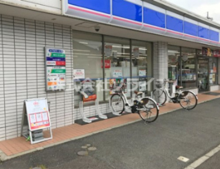 【コンビニエンスストア】ローソン　川越石原町一丁目店まで617ｍ