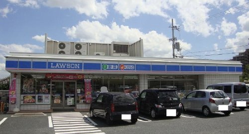 【コンビニエンスストア】ローソン　菱木三丁店まで329ｍ
