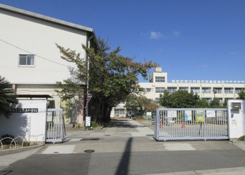 【小学校】堺市立福泉上小学校まで648ｍ