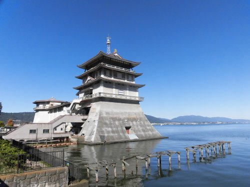 【文化財】滋賀県立琵琶湖文化館まで1822ｍ