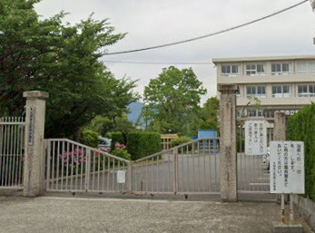 【小学校】大垣市立荒崎小学校まで868ｍ
