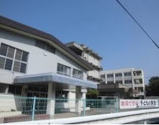 【小学校】峰相小学校まで594ｍ