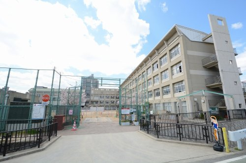 【小学校】神戸市立成徳小学校まで1040ｍ